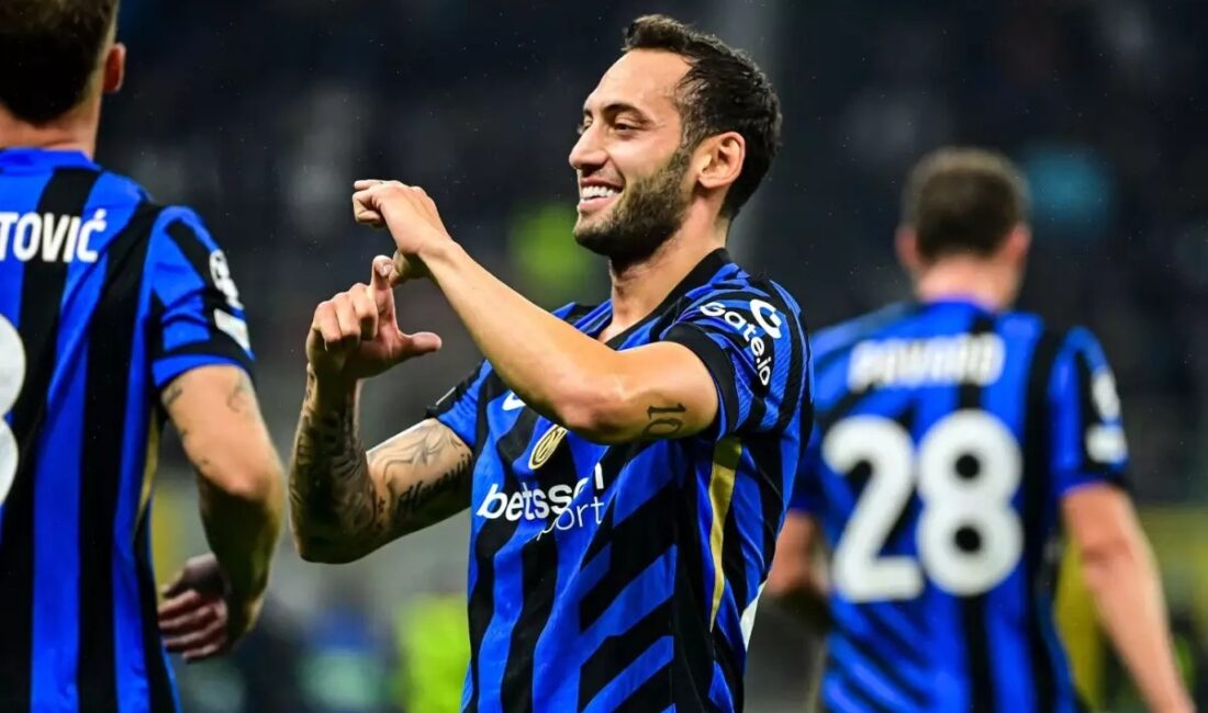 Milli futbolcu Hakan Çalhanoğlu, geleceğiyle ilgili çarpıcı açıklamalarda bulundu. Türkiye'ye