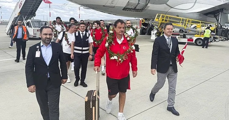 EuroBasket'te ikinci olan A Milli Basketbol Takımımız yurda döndü. Milliler