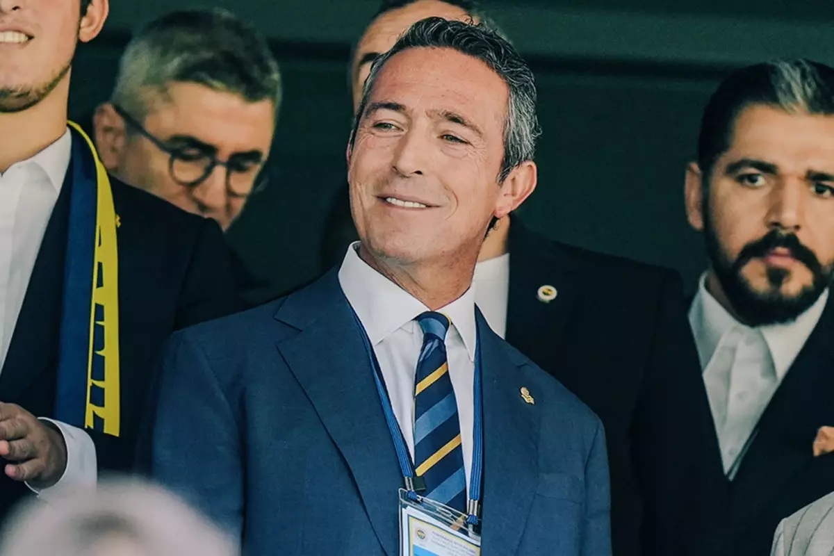 Fenerbahçe Başkanı ve Başkan Adayı Ali Koç, gerçekleştirilen olağanüstü seçimli