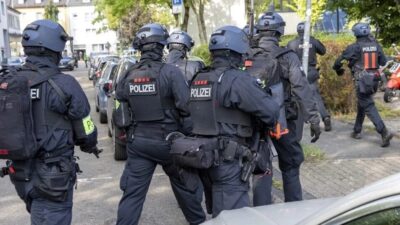 Essen'deki bir meslek okulunda 17 yaşındaki bir öğrencinin bıçaklı saldırısı