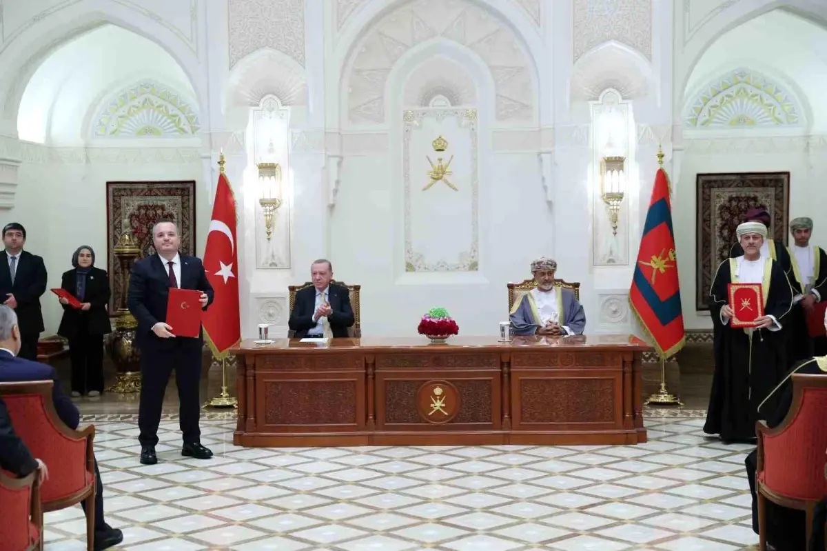 Cumhurbaşkanı Recep Tayyip Erdoğan ile Umman Sultanı Heysem bin Tarık