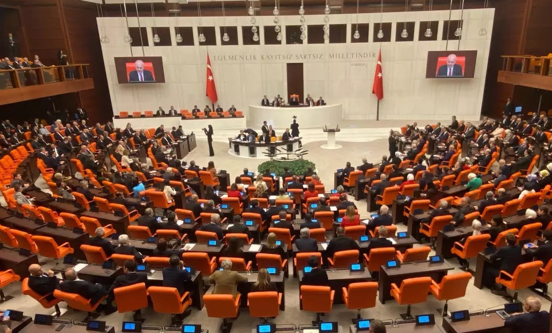 TBMM Genel Kurulu'nda bu hafta, trafik cezalarının artırılmasına yönelik düzenlemeleri