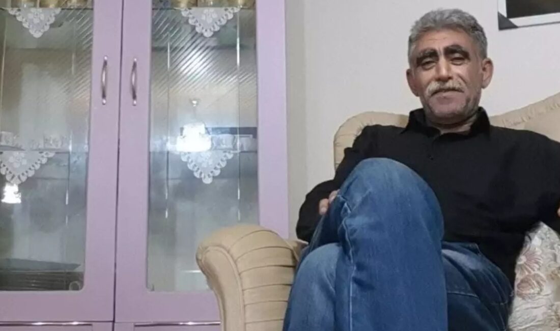 Kocaeli'nin Çayırova ilçesinde aile içi tartışma sırasında baba Muzaffer Yıldız,