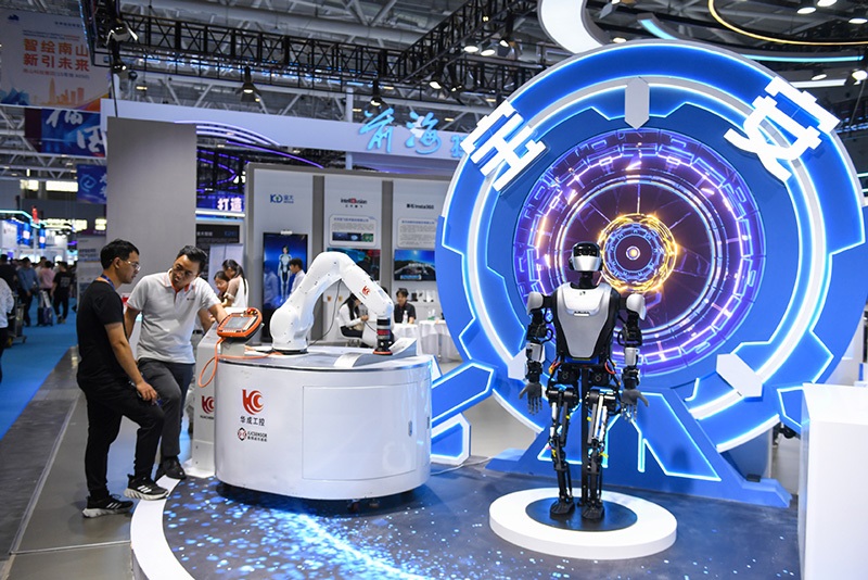 Türk iş insanı Egemen Mustafa Şener, 2025 yılı sonbaharında Çin’in