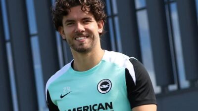 Brighton formasıyla bu sezon yükselen performansıyla dikkat çeken Ferdi Kadıoğlu,