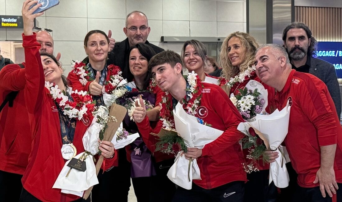 Kahire'de düzenlenen VIRTUS Dünya Masa Tenisi Şampiyonası'nda, Türkiye'yi temsil eden