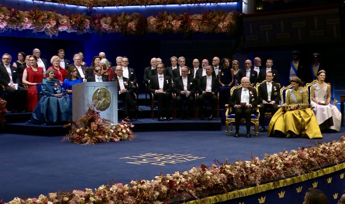 2025 Nobel Ödülleri, Stockholm'deki ünlü Konser Evi'nde düzenlenen törenle sahiplerine