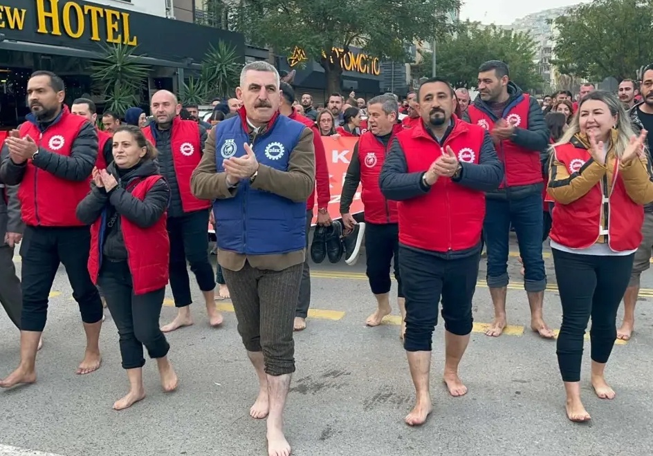 İzmir Büyükşehir Belediyesi iştiraklerindeki İZENERJİ, İZELMAN, İZFAŞ, EGEŞEHİR ve İZTEK'deki