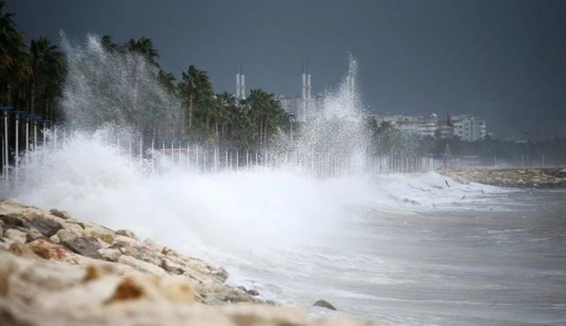 Karadeniz, Kuzey Ege ve Doğu Akdeniz için kuvvetli fırtına uyarısında