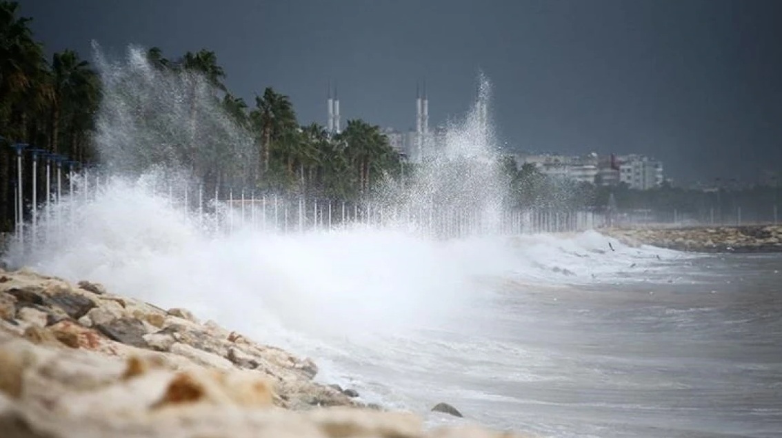 Karadeniz, Kuzey Ege ve Doğu Akdeniz için kuvvetli fırtına uyarısında
