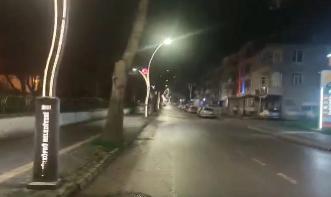 Samsun’un Vezirköprü ilçesinde gece saatlerinde meydana gelen 4.0 büyüklüğündeki deprem,