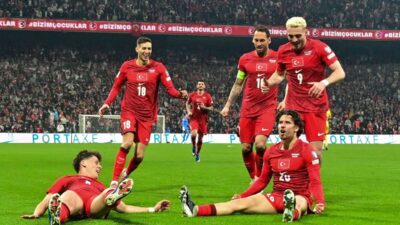 TFF Başkanı Hacıosmanoğlu, Kosova maçı öncesi milli takıma büyük prim