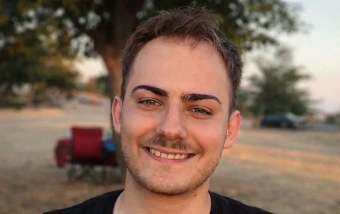 Kağıthane'de yaşayan peyzaj mimarı Ahmet Hakan Gökbulut, yaşadığı 6. katlı