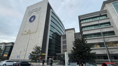 Bursa Büyükşehir Belediyesi Başkanvekilliği seçimini AK Parti Adayı Şahin Biba