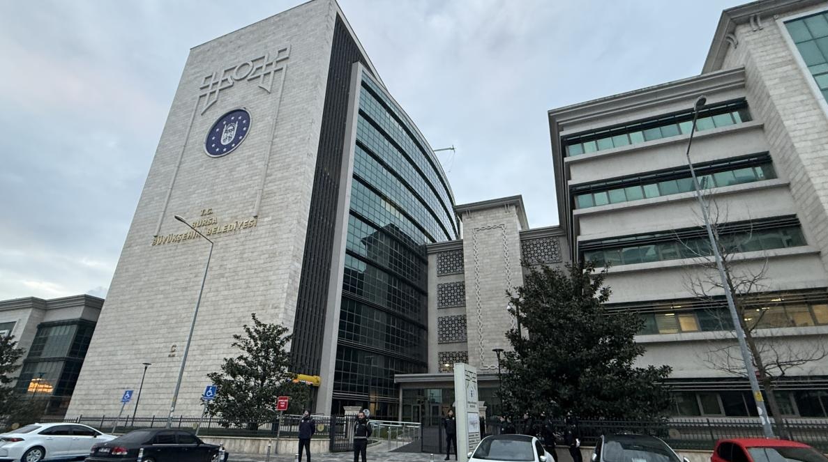 Bursa Büyükşehir Belediyesi Başkanvekilliği seçimini AK Parti Adayı Şahin Biba