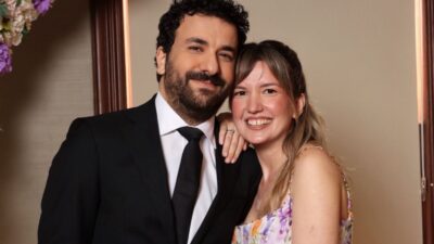 Ünlü komedyen Hasan Can Kaya, bir süredir birlikte olduğu Duygu
