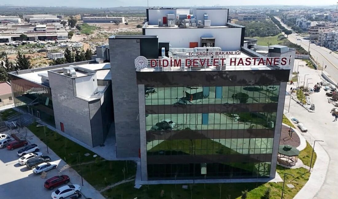 Aydın'ın Didim ilçesinde amcasına ait ruhsatlı silahla oynarken kendini vuran