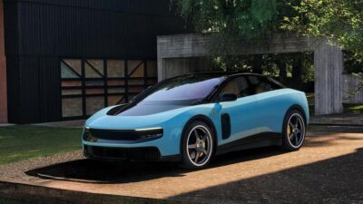 Ferrari'nin 550 bin euro etiketli ilk elektrikli aracı Luce, tanıtımının