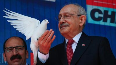 CHP'nin resmi Instagram hesabının yönetimi, mahkemenin verdiği "mutlak butlan" kararının