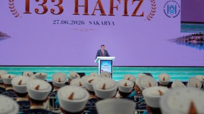 Cumhurbaşkanı Yardımcısı Yılmaz, bilim ve teknolojinin yeterli olmadığını vurgulayarak, bu