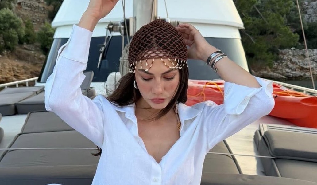 Ekranlara veda eden "Eşref Rüya" dizisinin güzel başrolü Demet Özdemir,