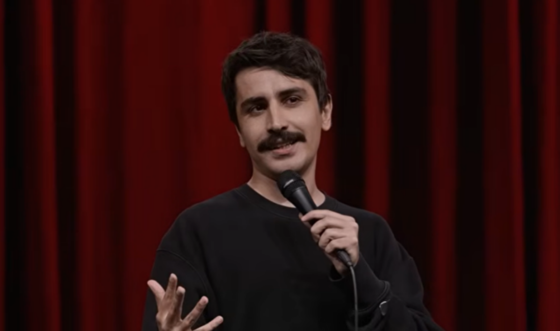 Deniz Göktaş, komedyen ve podcast yayıncısı olarak tanınıyor. İşte hayatı