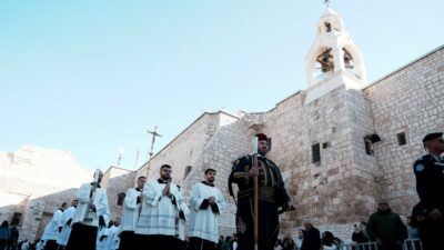 Filistin Devlet Başkanı Abbas, Kudüs'teki kiliselere İsrail'in emlak vergisine karşı