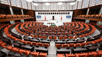 AK Parti milletvekilleri, öğrenci affı ile ilgili önemli bir kanun