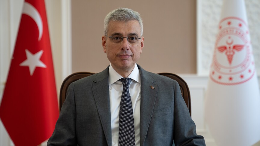 Sağlık Bakanı Kemal Memişoğlu, Türkiye'de sağlık hizmetlerine olan talebin her