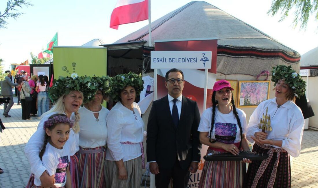 Tuz Gölü Uluslararası Turizm ve Kültür Festivali renkli görüntülerle başladı