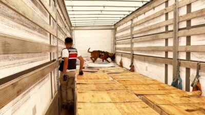 İçişleri Bakanlığı, geniş çaplı uyuşturucu operasyonlarında 80 kişinin tutuklandığını açıkladı.