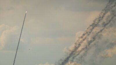 ABD'nin İran'ın Irak sınırındaki Ahvaz kentine düzenlediği saldırı sonucunda 4