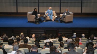 5. Uluslararası Eleştirel Müslüman Çalışmaları Konferansı kapsamında düzenlenen panel, günümüz