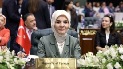 Aile ve Sosyal Hizmetler Bakanı Mahinur Özdemir Göktaş, Müslüman kadınların