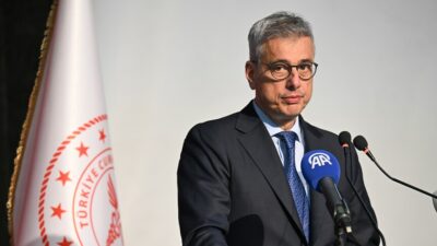 Sağlık Bakanı Kemal Memişoğlu, Depremde Halk Sağlığı Hizmetleri Rehberi'nin önemini