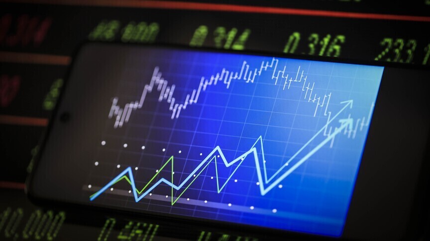Borsa İstanbul'da hisse senetleri değer kaybederken, altın ve döviz kurları