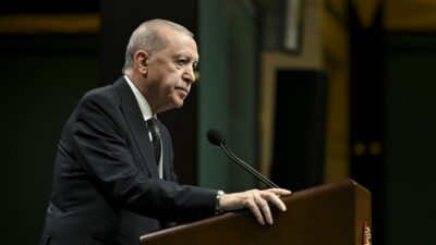 Cumhurbaşkanı Erdoğan, 15 Temmuz'un önemine vurgu yaparak, milletin dayanışmasının demokrasinin