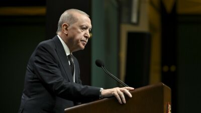 Cumhurbaşkanı Erdoğan, FETÖ ile mücadelenin kararlılıkla süreceğini vurguladı.