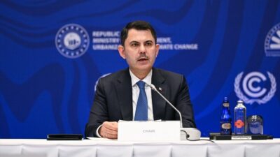Bakan Kurum, D-8'in iklim değişikliği konusundaki rolünü vurguladı.