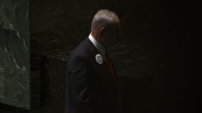 Yitzhak Yosef, Netanyahu'yu sert bir dille eleştirerek güvenilmez olduğunu vurguladı.