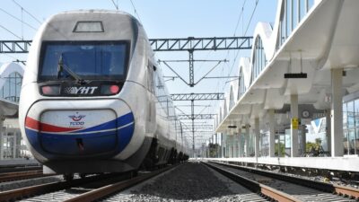 Eskişehir-İstanbul YHT hattı, 12 yılda 62,9 milyon yolcu taşıyarak Türkiye'nin