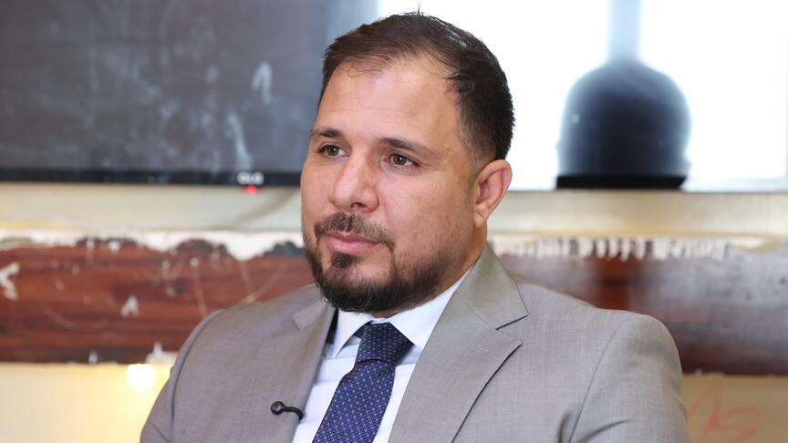 Suriye Cumhurbaşkanı tarafından Halk Meclisi üyeliğine atanan gazeteci Belaas, insan