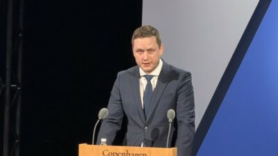 Grönland Başbakanı Jens-Frederik Nielsen, Donald Trump'ın Grönland'ı satın alma fikrini