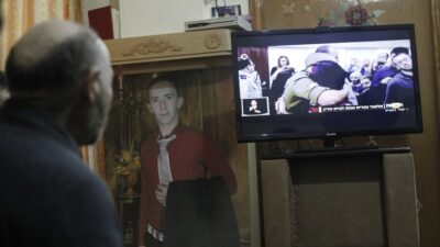 Yisrael Katz, Filistinliyi öldüren askerin affedilmesi için Cumhurbaşkanı Herzog'a resmi