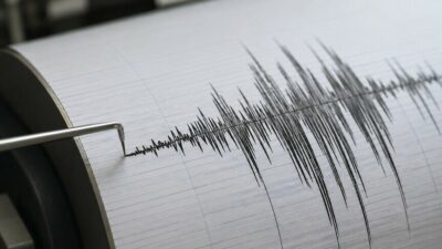 Japonya'nın Iwate eyaleti açıklarında meydana gelen 5,9 büyüklüğündeki deprem, bölge