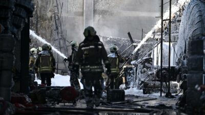 Ankara'nın Kahramankazan ilçesinde meydana gelen yangın, itfaiye ekiplerinin hızlı müdahalesiyle