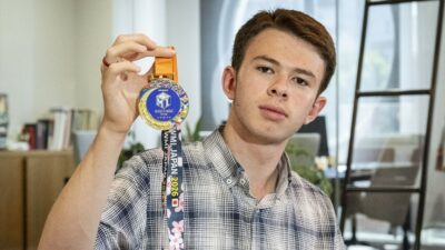 Muhammed Enes Demirel, Japonya'da katıldığı matematik yarışmasında büyük bir başarıya