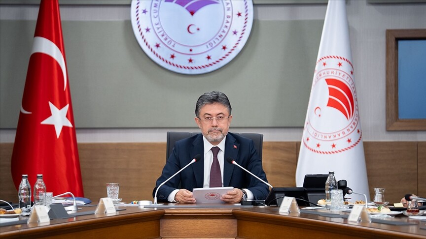 Tarım ve Orman Bakanı İbrahim Yumaklı, kesimhanelerde yüksek çözünürlüklü kamera