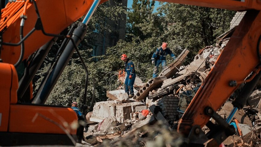 Rusya'nın Ukrayna'nın başkenti Kiev'e düzenlediği hava saldırısında ölü sayısı artmaya