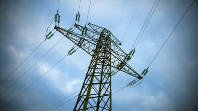 Bu yıl elektrik talebinin artması, özellikle elektrikli araçlar ve veri